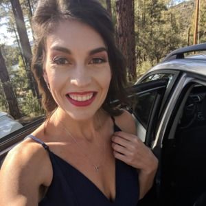 Meet your Posher, Emily